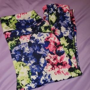 High waisted workout capri